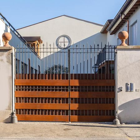 Sonder San Lorenzo Рим Экстерьер фото